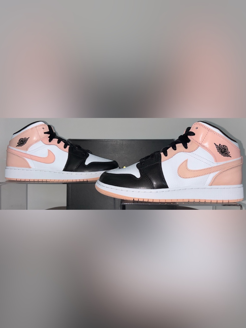 Nike Air Jordan 1 Mid Crimson Tint Toe GS 7Y Brand New With Box